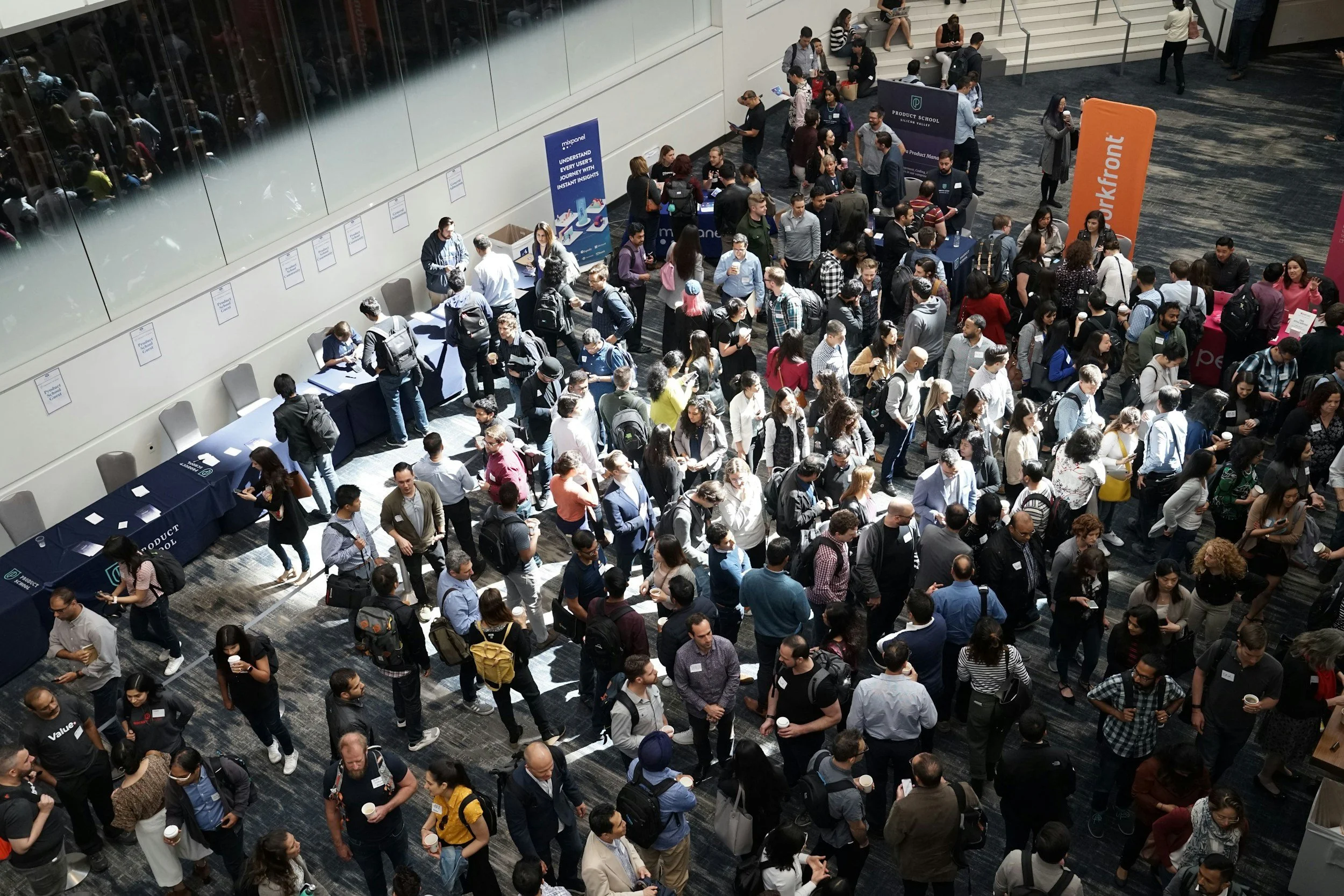 event staff montreal - emploi accueil et ambassadeur de marque événementiel